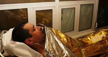 Stire din Sănătate : Pacienții din Constanța cu arsuri grave, tratați în continuare la București