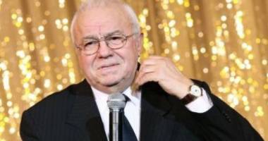 Stire din Eveniment : Casa lui Alexandru Arșinel, de la 2 Mai, spartă de CINCI ori de hoți!