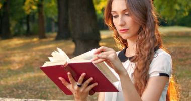 Stire din Cultură-Educație : Invitație la lectură: "Arta războiului"