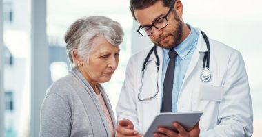 Stire din Sănătate : Sfatul medicului - Colesterolul mărit anunță, deseori, înfundarea arterelor