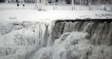 Imagini UNICE! Cascada Niagara a înghețat din cauza gerului polar care a lovit SUA - VIDEO - 5