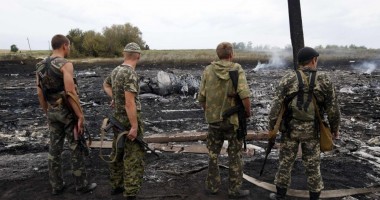 Foto și Video. Blestemul Malaysia Airlines se repetă! Un Boeing 777 cu 295 de pasageri, prăbușit în Ucraina. "Nu este un accident, ci un act terorist" - 3