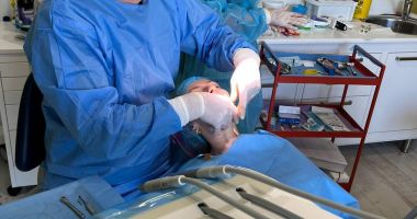Implantul subperiostal, realizat cu succes la M&M Dental Team din Constanţa - 2