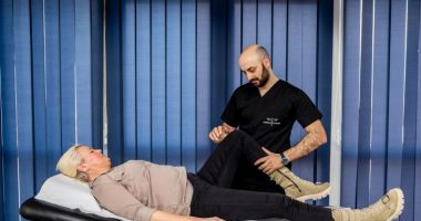 Stire din Sănătate : Cele mai recomandate metode dacă articulația genunchiului tău este distrusă