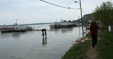 Stire din Social : COD PORTOCALIU de inundații pe Dunăre