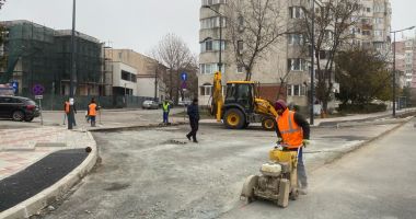 Stire din Social : Se asfaltează intrările pe străzile adiacente bulevardului Alexandru Lăpușneanu