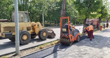 Asfaltări și trotuare refăcute, la Constanța - 2