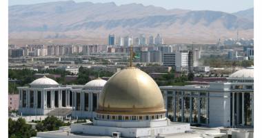 Stire din Actualitate : Turkmenistan A INTERZIS toate mașinile negre