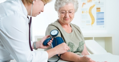 Stire din Sănătate : Asistenții medicali, "mâna dreaptă" a doctorilor