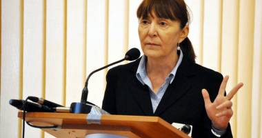 Stire din Politică-Administrație : "Asociația  M10 a depus proiectul  de lege  privind votul electronic"