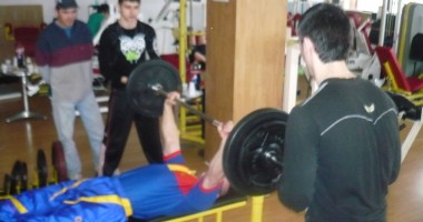 Stire din Social : Constănțenii cu dizabilități, campioni la Powerlifting