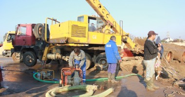Asociațiile cu datorii rămân fără apă rece