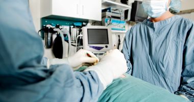 Stire din Social : Colac de salvare pentru bolnavi.  Pacienții cu accident vascular  vor putea face tromboliză