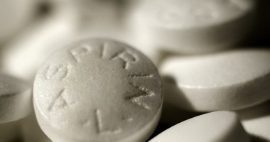 Stire din Sănătate : Aspirina, interzisă înainte  de vizita  la dentist