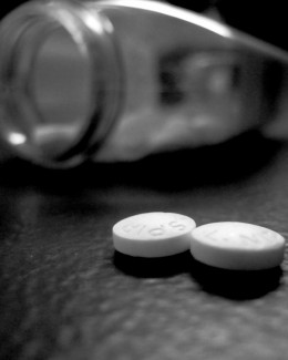 Stire din Sănătate : Aspirina poate crește riscul hemoragiilor interne