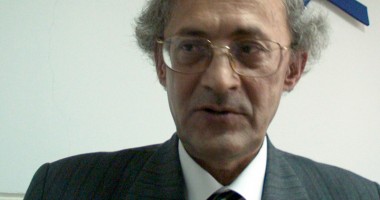 Stire din Eveniment : ANI: Rectorul UMF Iași Vasile Astărăstoae este incompatibil