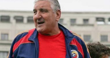 Stire din Monden : Rică Răducanu l-a prins pe hoțul care i-a intrat în casă, la Mangalia: "Cred că mi-a dat cu un spray să mă adoarmă"