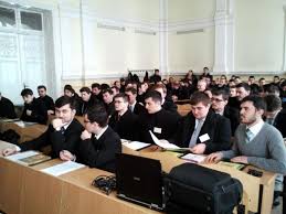 Astăzi se decide cifra de școlarizare la masterat