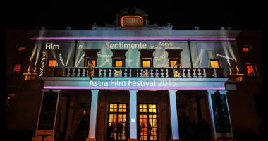 Stire din Cultură-Educație : Filmele premiate la festivalul Astra Film pot fi vizionate cu programare