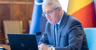 Stire din Politică-Administrație : Țuțuianu face apel la Parlament să suplimenteze bugetul AEP pentru Registrul electoral