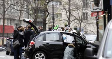 FOTO și VIDEO! MASACRU ÎN PARIS! 12 morți într-un atac cu arme Kalașnikov, la un ziar. Franța, în alertă teroristă maximă - UPDATE - 7