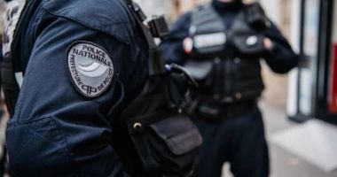 Clipe de groază la liceu! Un adolescent a înjunghiat mortal un elev şi a rănit alţi trei