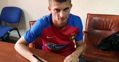 Stire din Sport : Atacantul Florin Tănase s-a transferat de la Viitorul la Steaua