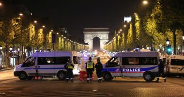 Stire din Actualitate : Autorul atacului de la Paris, un tânăr cecen care făcea parte din gruparea ISIS