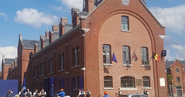 Stire din Actualitate : Atacul de la Charleroi, un posibil act terorist