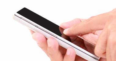 Stire din Tehnologie : Atacurile cibernetice asupra telefoanelor inteligente se vor intensifica