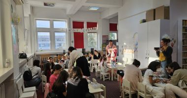 Stire din Cultură-Educație : Atelier de navomodelism la Biblioteca Județeană din Constanța
