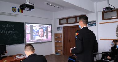 Stire din Cultură-Educație : Ateliere de oratorie la Colegiul Naţional Militar „A. I. Cuza”