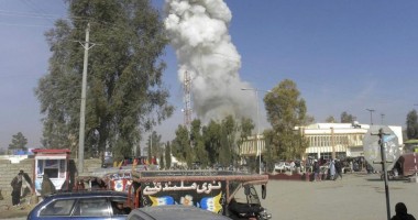 Stire din Actualitate : Atentat sinucigaș împotriva unui convoi NATO, la Kabul