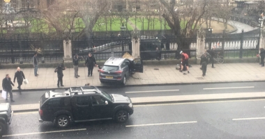 Stire din Eveniment : ATENTAT LONDRA / Bilanțul morților a ajuns la cinci