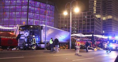 UPDATE. GALERIE FOTO-VIDEO / TEROARE LA BERLIN! Un camion A INTRAT ÎN MULTIME, la un târg de Crăciun. 9 morți și peste 50 răniți - 2