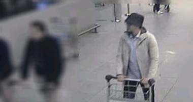 Stire din Actualitate : Imagini cu teroriștii, chiar înainte de atacurile de la Bruxelles. Cine este omul cu pălărie
