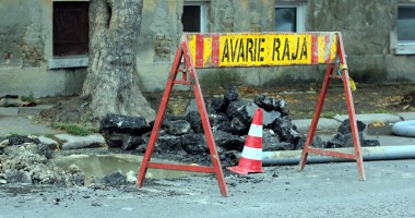 Stire din Social : Atenție,  se oprește apa în Constanța!
