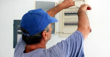 Stire din Social : Atenție, se oprește curentul electric în Constanța și Mangalia!