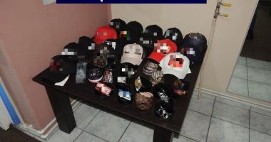 Produse contrafăcute, confiscate de polițiștii constănțeni - 2