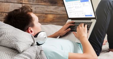 Stire din Economie : Atenţie la cumpărăturile online din Marea Britanie!