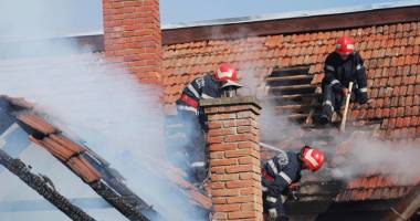Atenție la sobe și coșurile de fum improvizate