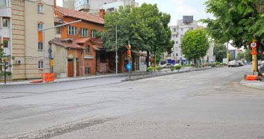 Stire din Social : Atenție, șoferi! Asfaltări pe bulevardul Tomis
