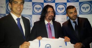 Stire din Sport Internațional : Patronul noului club Athletic Dubai negociază cu mai mulți români
