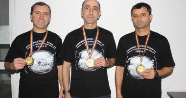 Stire din Sport : "Leii de mare", viteză și rezistență la Maratonul Zăpezii