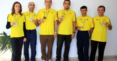 Stire din Sport : "Leii de mare", la concurență cu maratoniștii africani