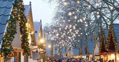 Atmosferă feerică la Paris, după ce s-au aprins luminile de sărbători - 2