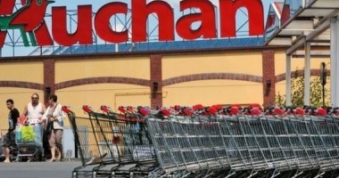 Stire din Economie : Consiliul Concurenței a aprobat preluarea hipermarketurilor Real de către Auchan