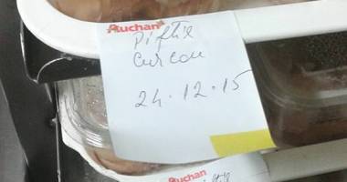 AUCHAN-ul din Maritimo a băgat 18 persoane în spital / IATĂ CE AU GĂSIT INSPECTORII OPC în raionul de Gastronomie - 3