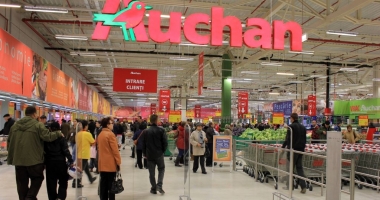 Stire din Eveniment : AUCHAN CONSTANȚA, ACȚIONAT ÎN JUDECATĂ DE O CLIENTĂ INFESTATĂ CU SALMONELLA