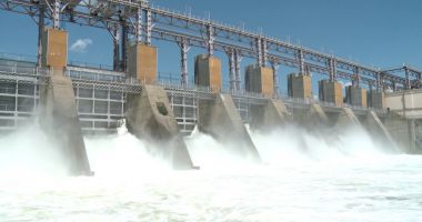 Stire din Economie : Au crescut producția și exportul de electricitate